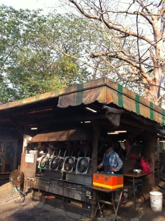 1336658877-475408669-e1439012806205 竹南-吉佈德 好吃急不得的噴水香腸