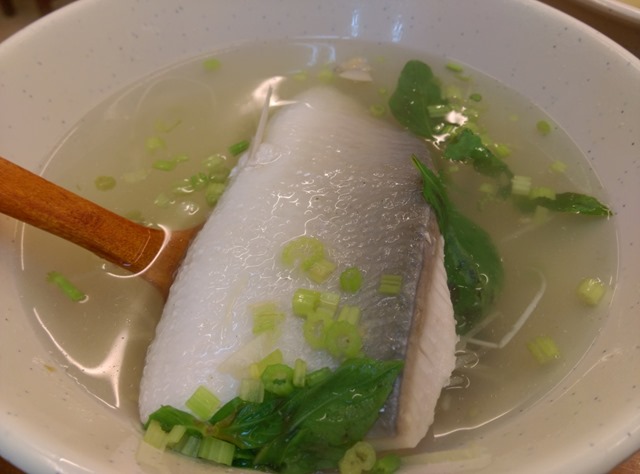 09 新竹-台南小吃店 推虱目魚湯與鹽水意麵