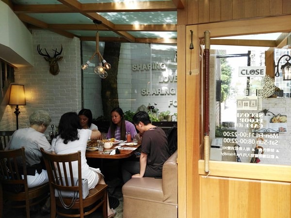 2F04 大安-貳樓(敦南店) 綠樹矮屋 敦南巷裡的名店