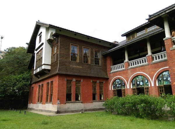 Beitou08 北投-溫泉博物館 感受最原始的北投風味 但這建築也太吸睛了