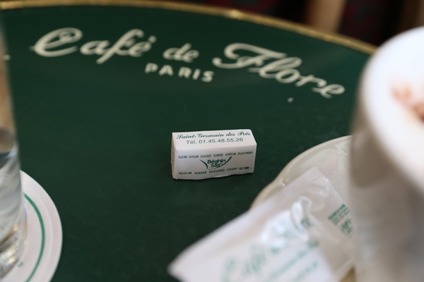cafe-de-flore14 Paris-花神咖啡 論時事評政府 文人聚集的咖啡館