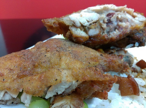 chickenleg12 竹北-金山雞腿飯 招牌雞腿皮酥肉嫩超飽足 蝦捲香脆排骨軟嫩