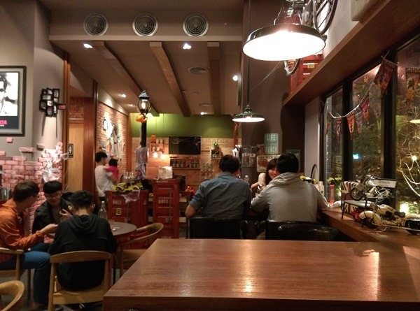 demmark16 中壢-丹馬克咖啡 溫暖空間少數開到半夜的咖啡廳