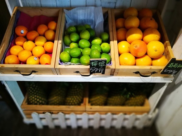 goujia07 中壢-果家 到位的裝潢輕鬆的環境 等看電影的好去處