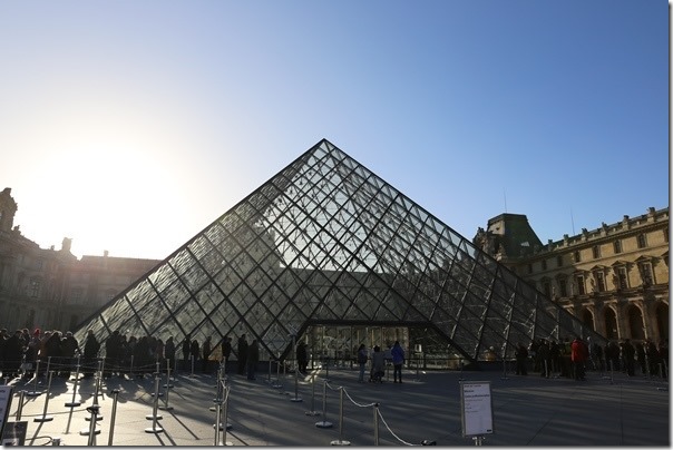 11111004_thumb-1 Paris-巴黎羅浮宮Musee du Louvre 藝術殿堂眼花撩亂看不完 一馬當先看蒙娜麗莎