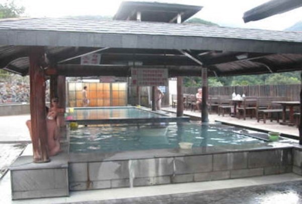 115003 陽明山-馬槽花藝村 泡湯吃飯喝杯茶的好地方