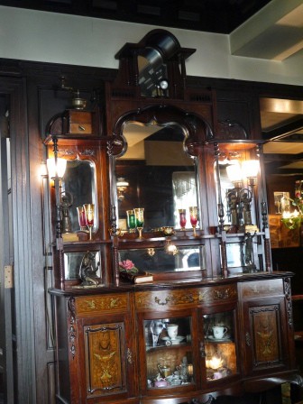 1379594748-2332061117-e1444723442641 Kobe-北野坂にしむら珈琲店(Nishimura西村) 優雅咖啡廳 歇腿一下繼續衝