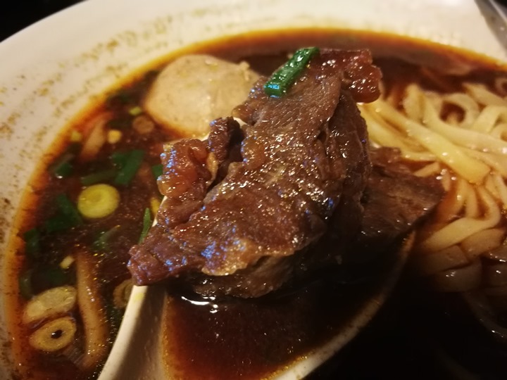 culturecity09 竹北-文化城牛肉麵 以豬之名