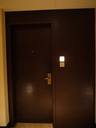 1358058199-3365962233-e1439014240328 HK-隆堡蘭桂坊酒店&蘭桂坊酒吧街