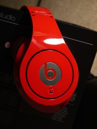 1359598994-1604943829-e1438960985760 潮的好 買Beats與我的蝴蝶作伴