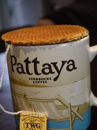 1363420336-513391404-e1438685045204 Armsterdam-飛越萬里的伴手禮Caramel Waffles焦糖威化餅