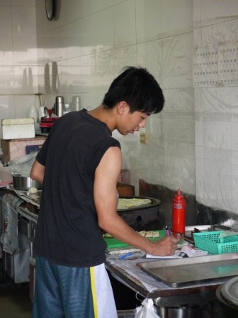 1371865107-334355287-e1439125950852 新竹-延平路隱藏版 無名早餐店(據說叫做安順)