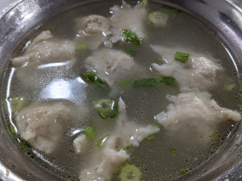 eagleking07 新竹-邊陲新竹 延平路鷹王肉圓 肉圓軟又Q 香腸多汁口感佳