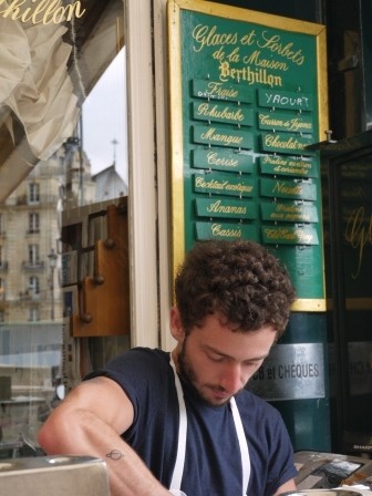 1373904307-1663456807-e1438731136296 Paris-塞納河邊享受Le Flore en l'Ile 冰淇淋&愛情鎖橋(2013英法德三國四城快速通過之16)