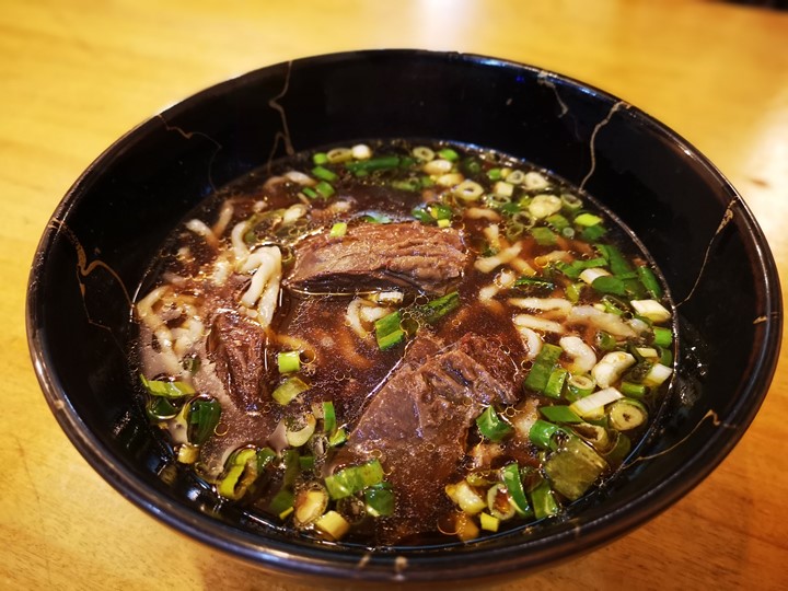 olfcowpi07 竹北-老牛皮牛肉麵 免費豆漿豆花比較好吃