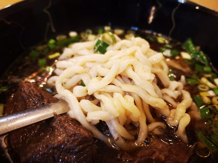 olfcowpi09 竹北-老牛皮牛肉麵 免費豆漿豆花比較好吃
