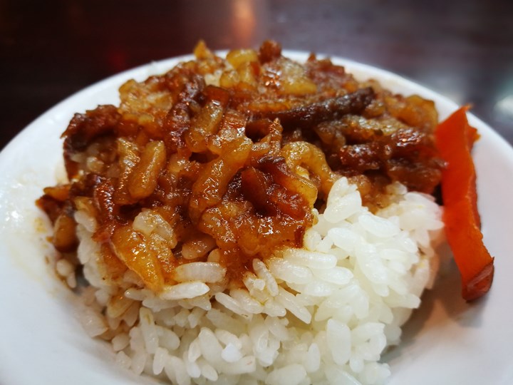 formosachang08 竹北-鬍鬚張魯肉飯 超綿密香甜粒粒分明的魯肉飯
