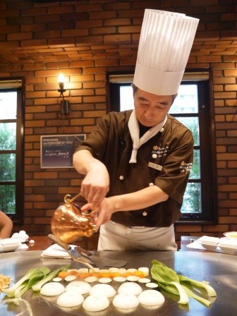 1379605276-2997564415-e1439051819407 Kobe-神戶牛排ビフテキのカワムラBifteck Kawamura軟嫩神戶牛Q彈大鮑魚