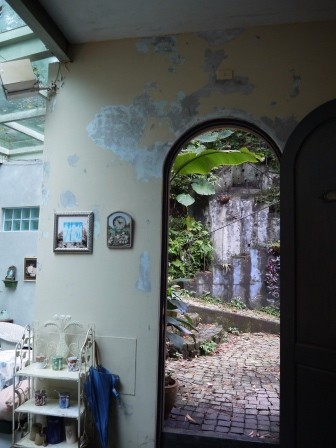 1381558633-2633784616-e1439251169884 士林-蒙馬特影像咖啡 山林間的優閒咖啡屋