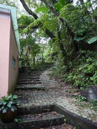 1381558633-3652300610-e1439251120556 士林-蒙馬特影像咖啡 山林間的優閒咖啡屋