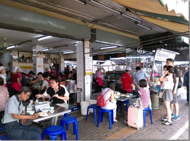 03_thumb10 Bangkok-水門 海南雞飯Kai Ton Pathumwan 粉紅制服