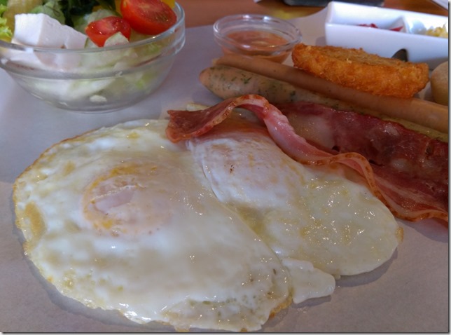 14_thumb3 台中-熊抱尼克 熊熊坐鎮的早午餐名店