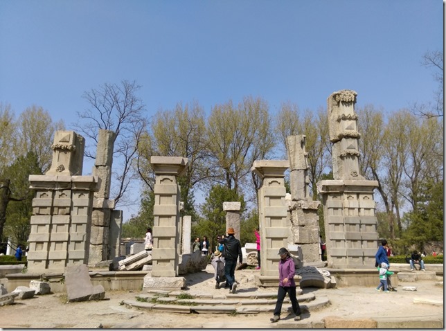 01_thumb10 Beijing-圓明園 英法聯軍毀的差不多了 但還是被列入世界文化遺產