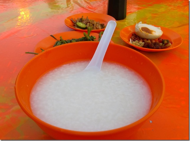 11_thumb7 Johor bahru-新山大豐花園 馬來粥/馬來漢堡 好料果真都在路邊攤