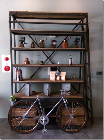 05_thumb2 竹北-桑尼咖啡 文興路也有特色咖啡店 輕工業風的咖啡空間