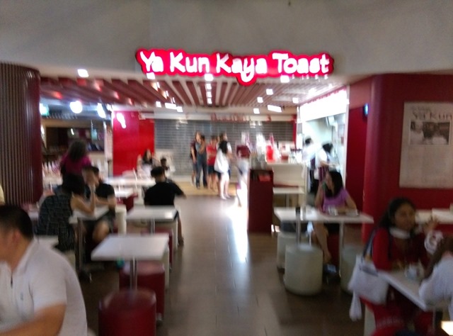 1122 Singapore-亞坤 傳統Kaya吐司咖啡奶茶 養生蛋半生熟啊!