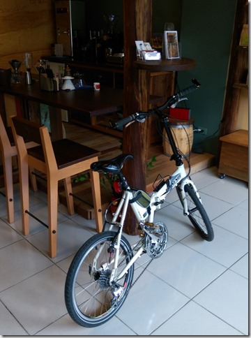 15_thumb3 竹北-直達咖啡 活潑優雅的咖啡空間