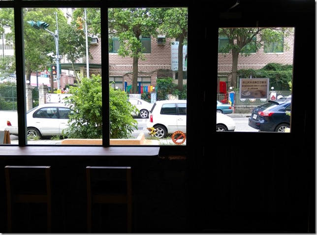 17_thumb2 竹北-直達咖啡 活潑優雅的咖啡空間