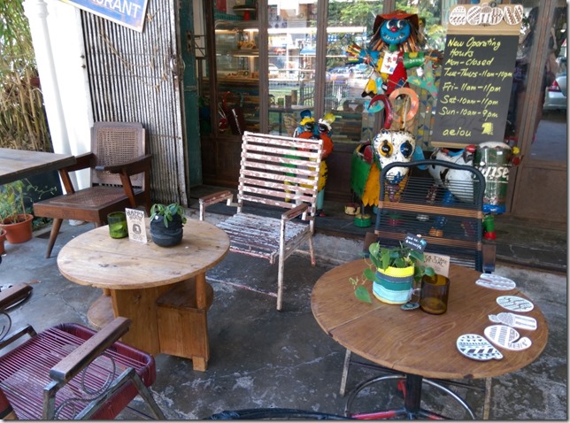 AEIOU02_thumb1 Singapore-AEIOU 叮叮噹噹充滿手創鐵件木作特色咖啡廳