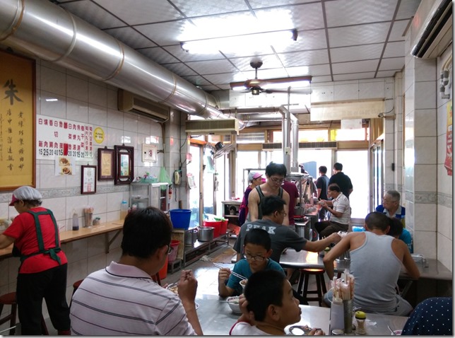 05_thumb7 彰化-老朱爌肉飯 滿滿膠原蛋白啊!