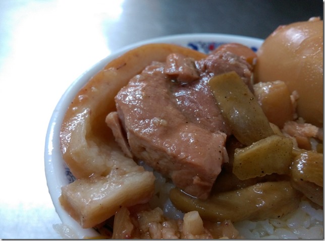 10_thumb8 彰化-老朱爌肉飯 滿滿膠原蛋白啊!