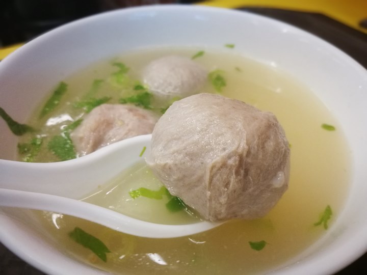 kinlien6 新竹-金連滷肉飯 軟嫩綿密的滷肉香甜可口