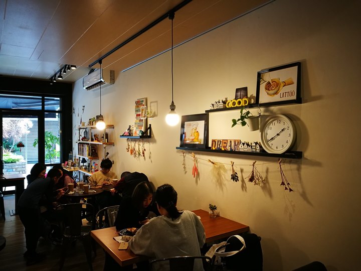 lottoo0103 中壢-想想Caffee*Lottoo 輕鬆舒適的小咖啡館