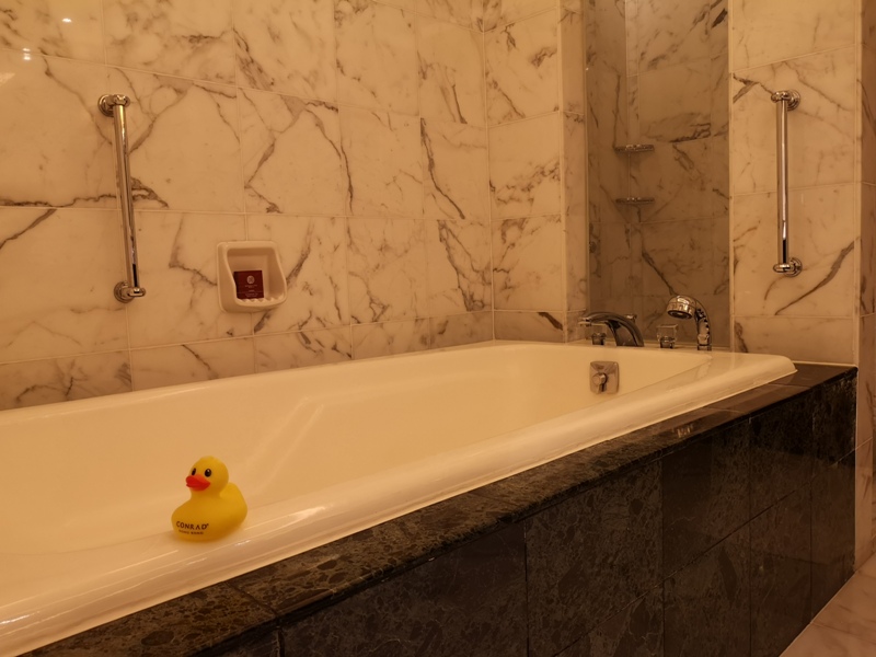 conradhk27 HK-香港Conrad 太古廣場五星級港麗酒店 可愛小熊小鴨作陪