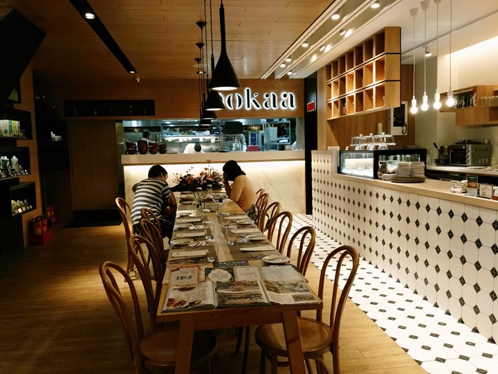 pokka03 竹北-Pokaa葛瑪蘭來的戰斧豬排 也太多汁好吃了吧