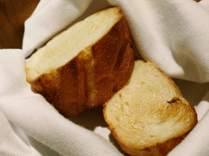 pokka11 竹北-Pokaa葛瑪蘭來的戰斧豬排 也太多汁好吃了吧