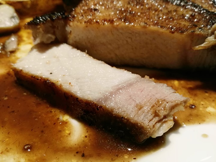 pokka21 竹北-Pokaa葛瑪蘭來的戰斧豬排 也太多汁好吃了吧