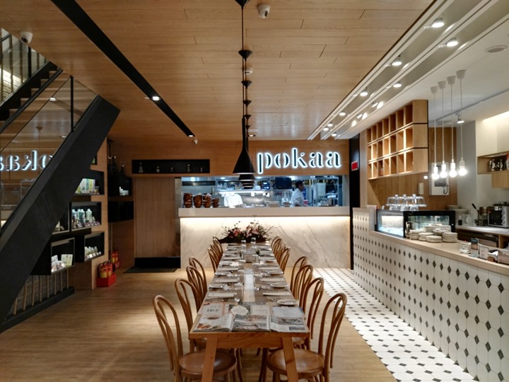 pokka29 竹北-Pokaa葛瑪蘭來的戰斧豬排 也太多汁好吃了吧