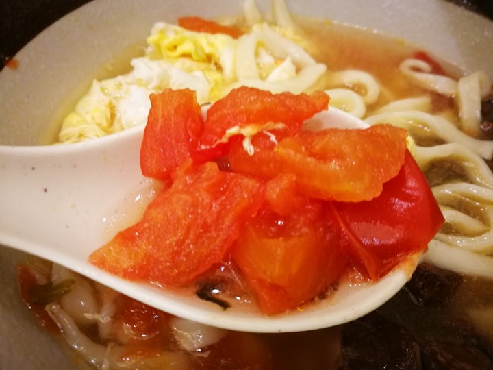 eastbeef7 竹北-東家製麵 番茄牛腩麵跟乾拌麵各有特色