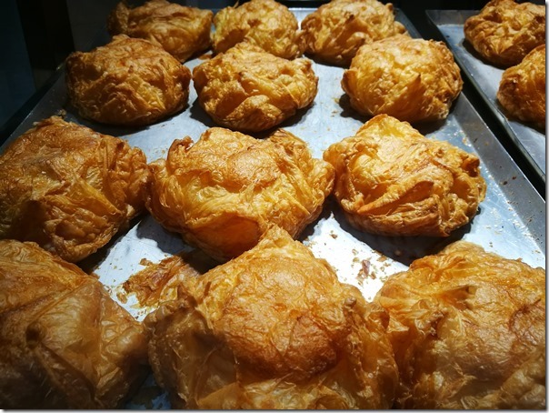 misty03_thumb 瑞芳-米詩堤 黃金泡芙芋頭泡芙也太好吃了...外酥香內軟綿又不甜膩