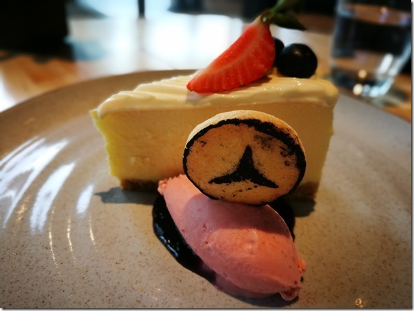 benzcafe17_thumb 信義-BENZ概念館 吃吃美食賞賞跑車過乾癮