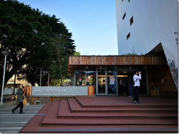 longganlibrary03_thumb 中壢-龍岡圖書館 最美的圖書館最文藝的時光