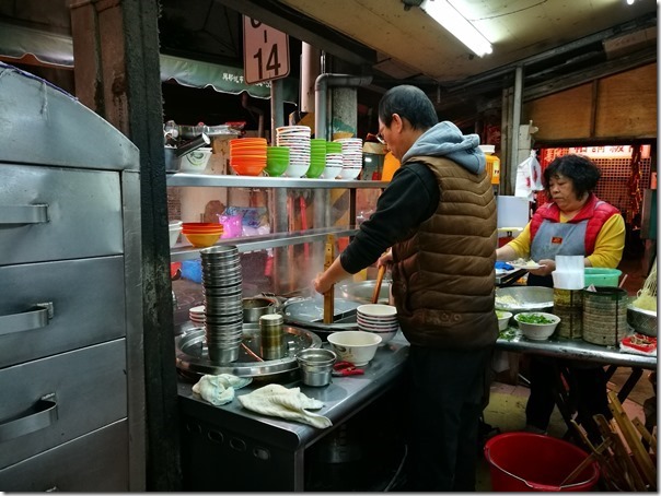 beitounightmarket4_thumb 北投-北投夜市簡記排骨酥麵/高記茶莊