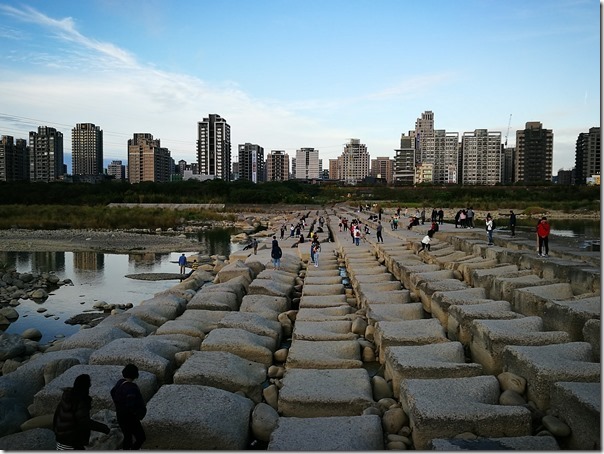 hsinchu-tofurock21_thumb 新竹-IG熱點豆腐岩 頭前溪看兩岸美景