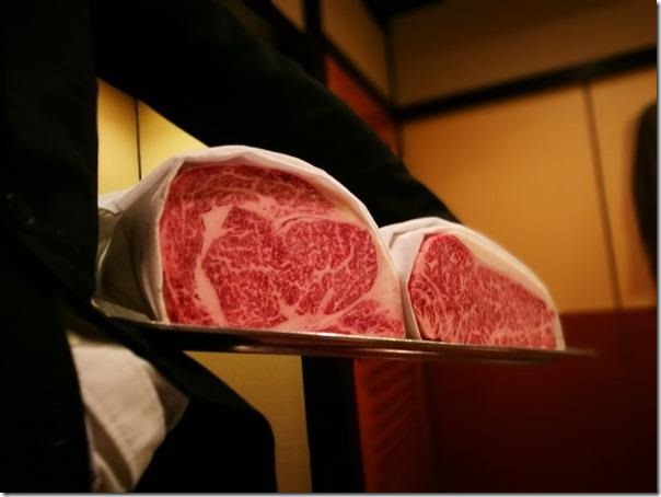 zakuro03_thumb-1 Nihobashi-Zakuroざくろ 日本橋店 A4牛肉雪花般的油脂分布 軟嫩好吃涮涮鍋