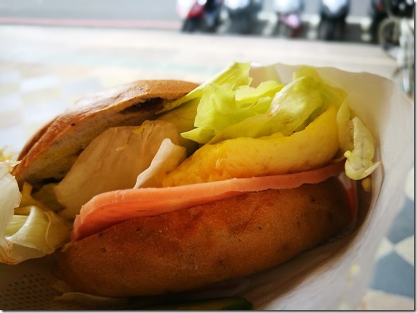 louisa6_thumb 竹北-路易莎咖啡(莊敬店) 雨後春筍般地增加 熱鬧氛圍